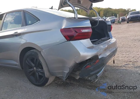 2023 Volkswagen Jetta 1.5T Se from USA, damaged, VIN 3VW7M7BU4PM051355